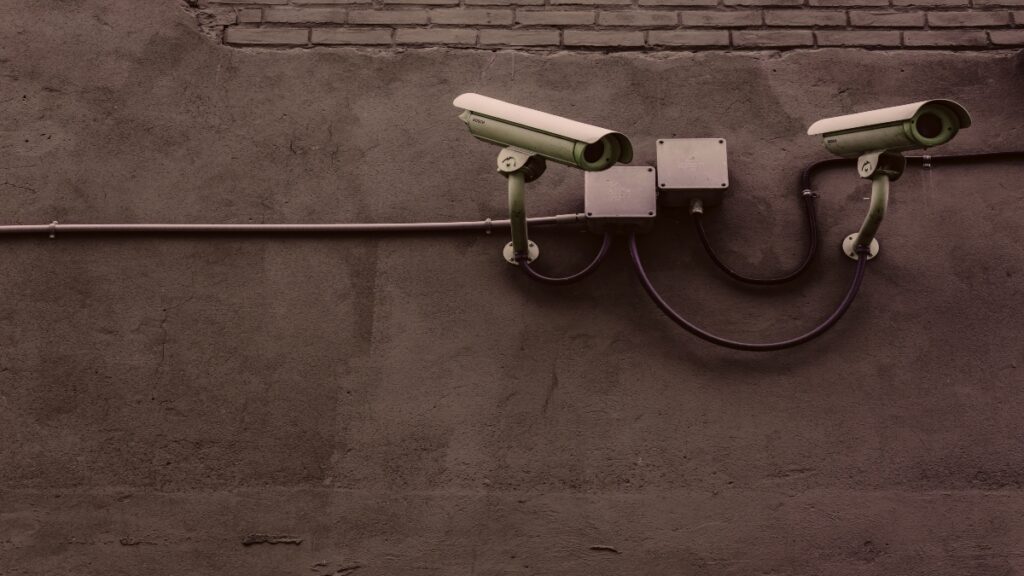 Privacy and Security in Smart Assistants 2025: How AI Will Protect Our Data 3 Privacy and Security in Smart Assistants 2025: How AI Will Protect Our Data